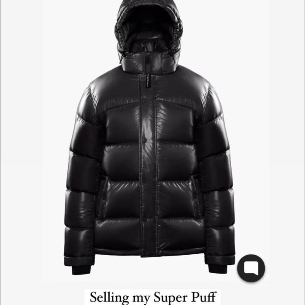 Aritzia super puff hi-gloss size small